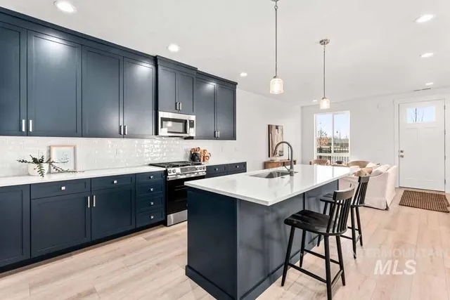 $588,995 | 381 East Lombard Lane, Eagle, ID 83616