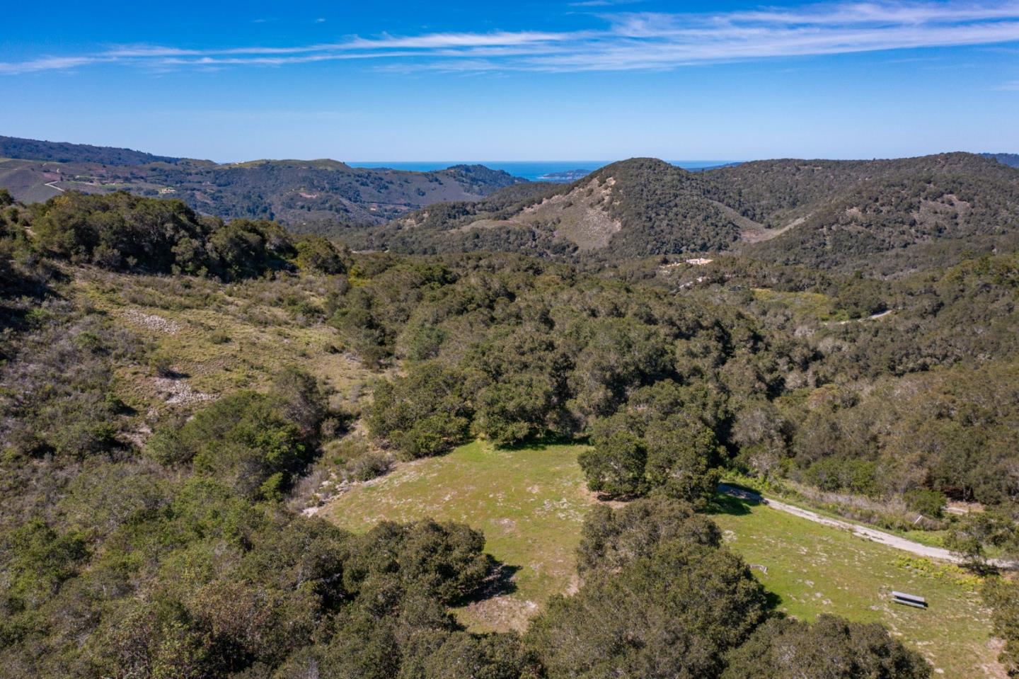 8 Corral Run Carmel, CA 93923 - Photo 4 of 15