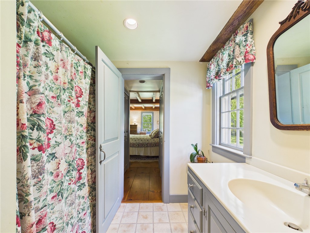 307 Stony Fort Road Saunderstown, RI 02874 - Photo 34 of 48