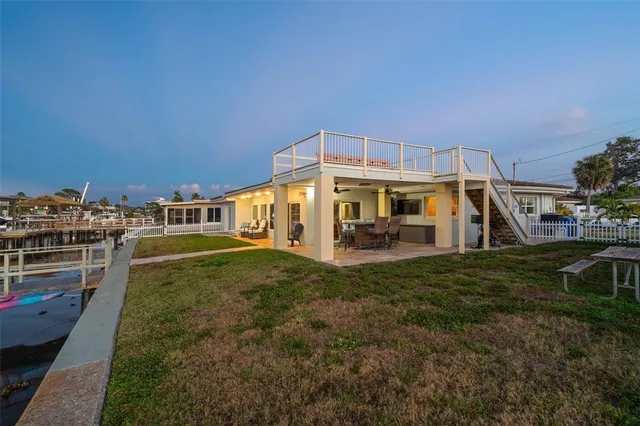 $1,595,000 | 2288 Edythe Drive, Dunedin, FL 34698