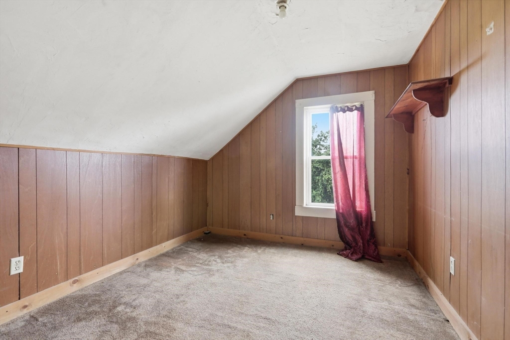 214 High Street Webster, MA 01570 - Photo 32 of 42