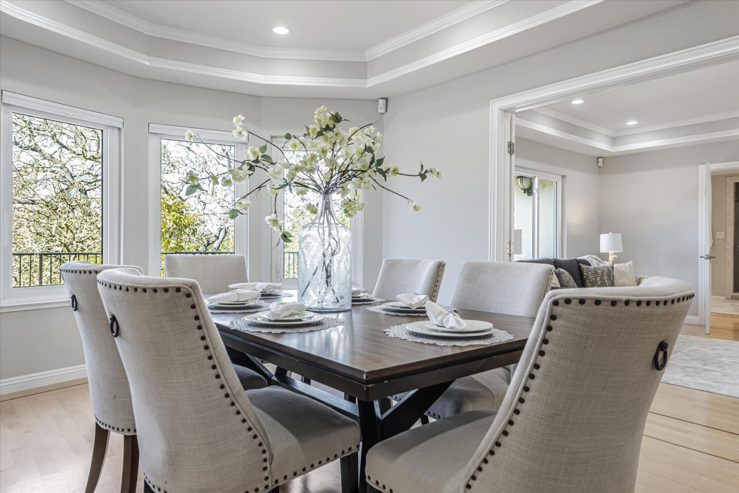 219 Mistletoe Road Los Gatos, CA 95032 - Photo 1 of 1 Gallery Image 1