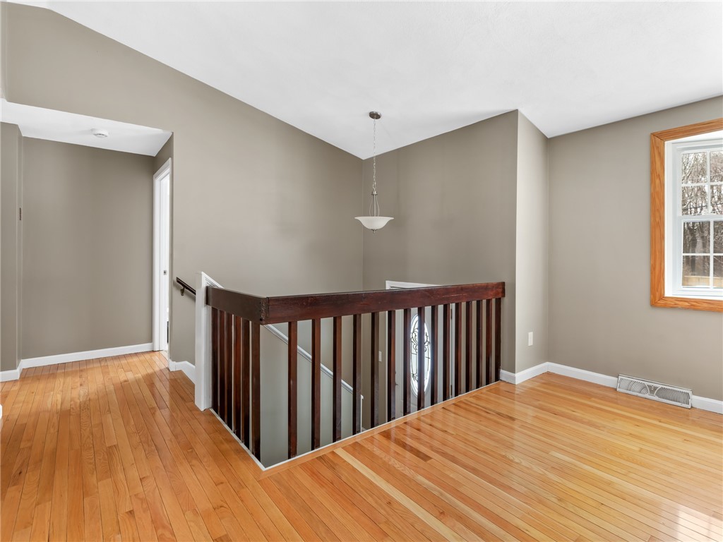 92 June Avenue Warwick, RI 02889 - Photo 13 of 28 Gallery Image 13