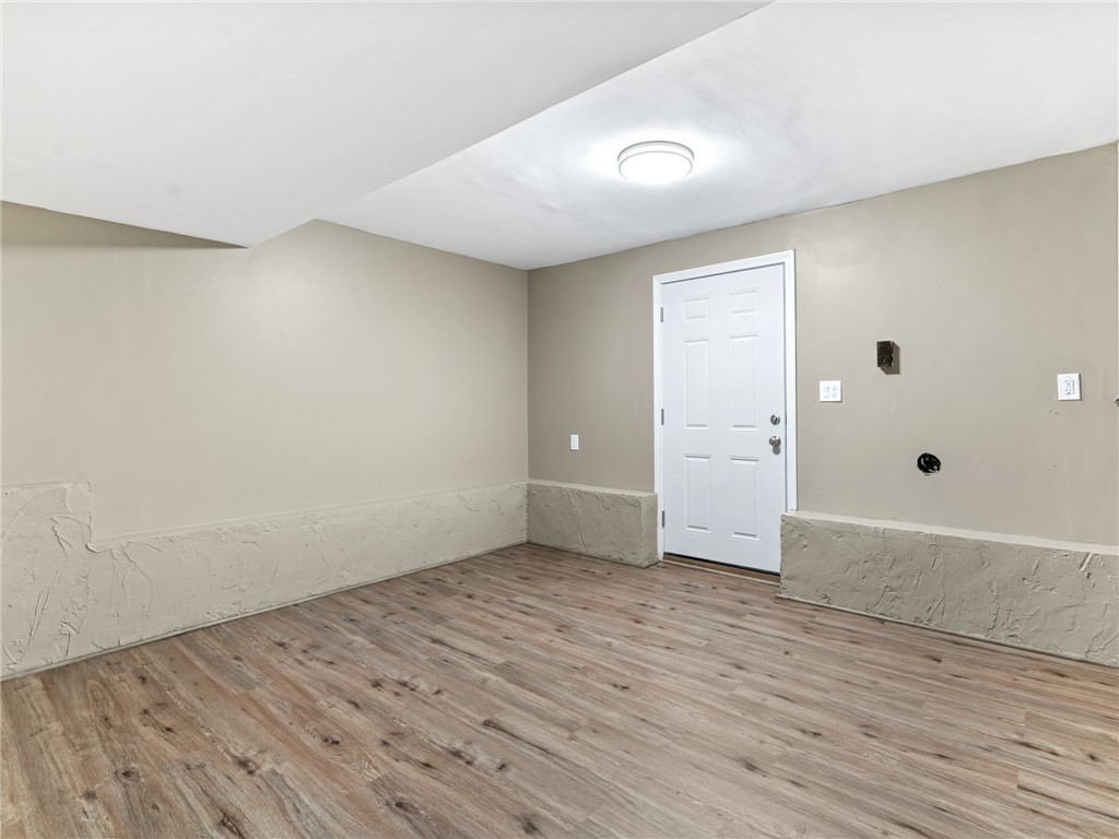 92 June Avenue Warwick, RI 02889 - Photo 18 of 28 Gallery Image 18
