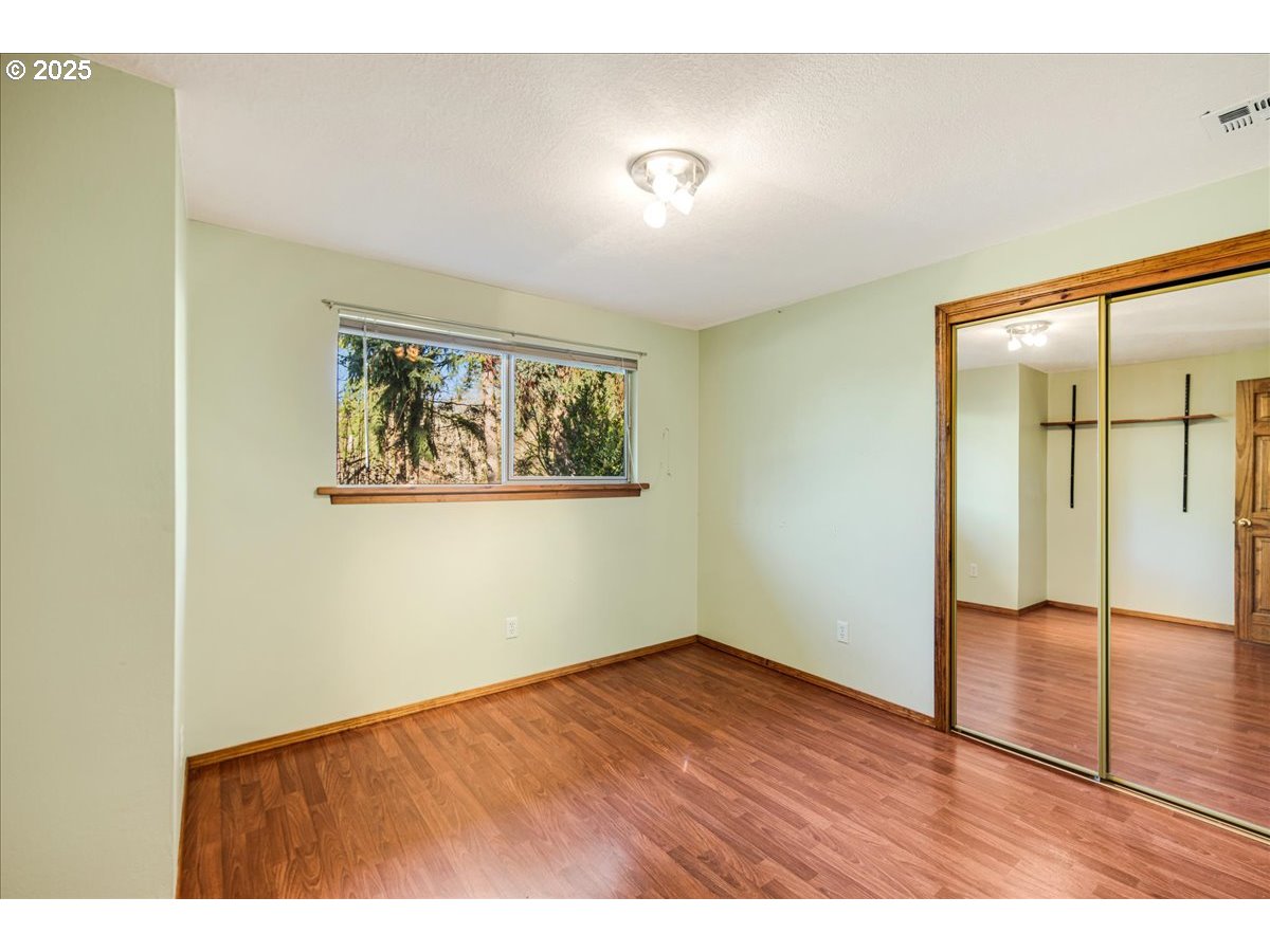 77 Nimmo Road Kalama, WA 98625 - Photo 19 of 36 Bedroom, Primary