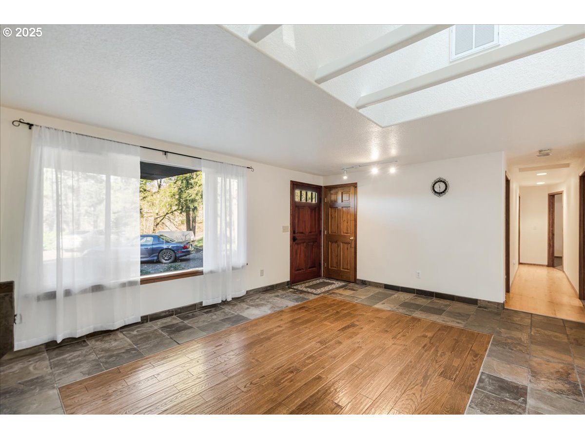 77 Nimmo Road Kalama, WA 98625 - Photo 4 of 36 Gallery Image 4