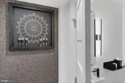 $1,349,900 | 2214 North Capitol Street Northwest, Washington, DC 20002