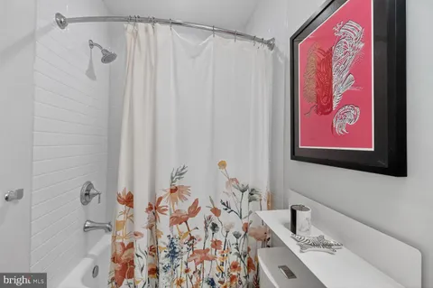 $1,349,900 | 2214 North Capitol Street Northwest, Washington, DC 20002