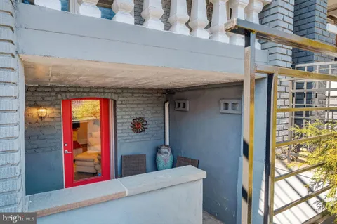 $1,349,900 | 2214 North Capitol Street Northwest, Washington, DC 20002