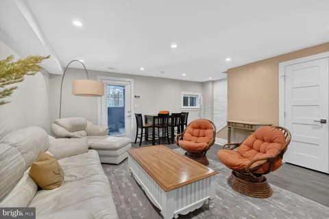 $1,349,900 | 2214 North Capitol Street Northwest, Washington, DC 20002