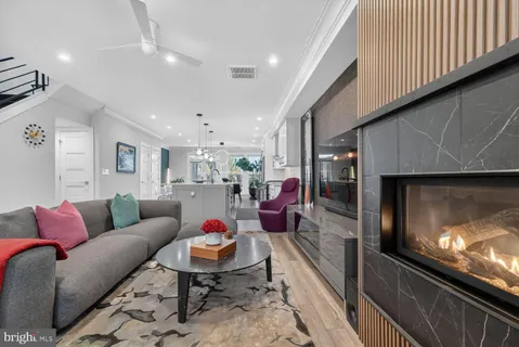 $1,349,900 | 2214 North Capitol Street Northwest, Washington, DC 20002