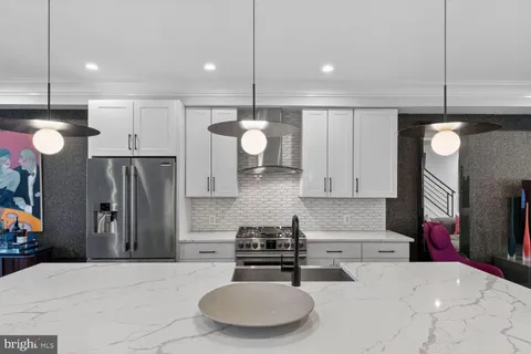 $1,349,900 | 2214 North Capitol Street Northwest, Washington, DC 20002