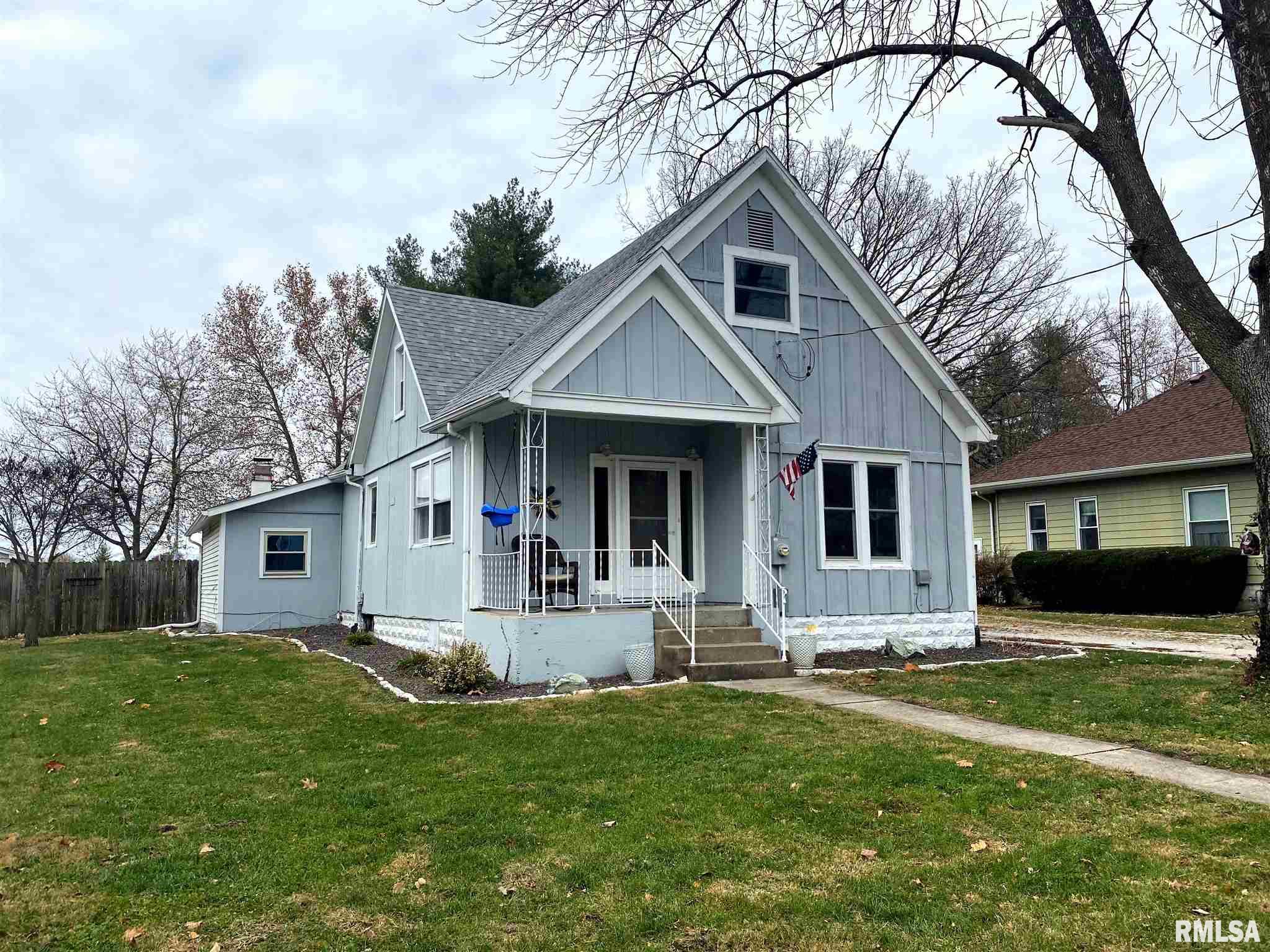 401 North Walnut Street Rochester, IL 62563 - Photo 1 of 31