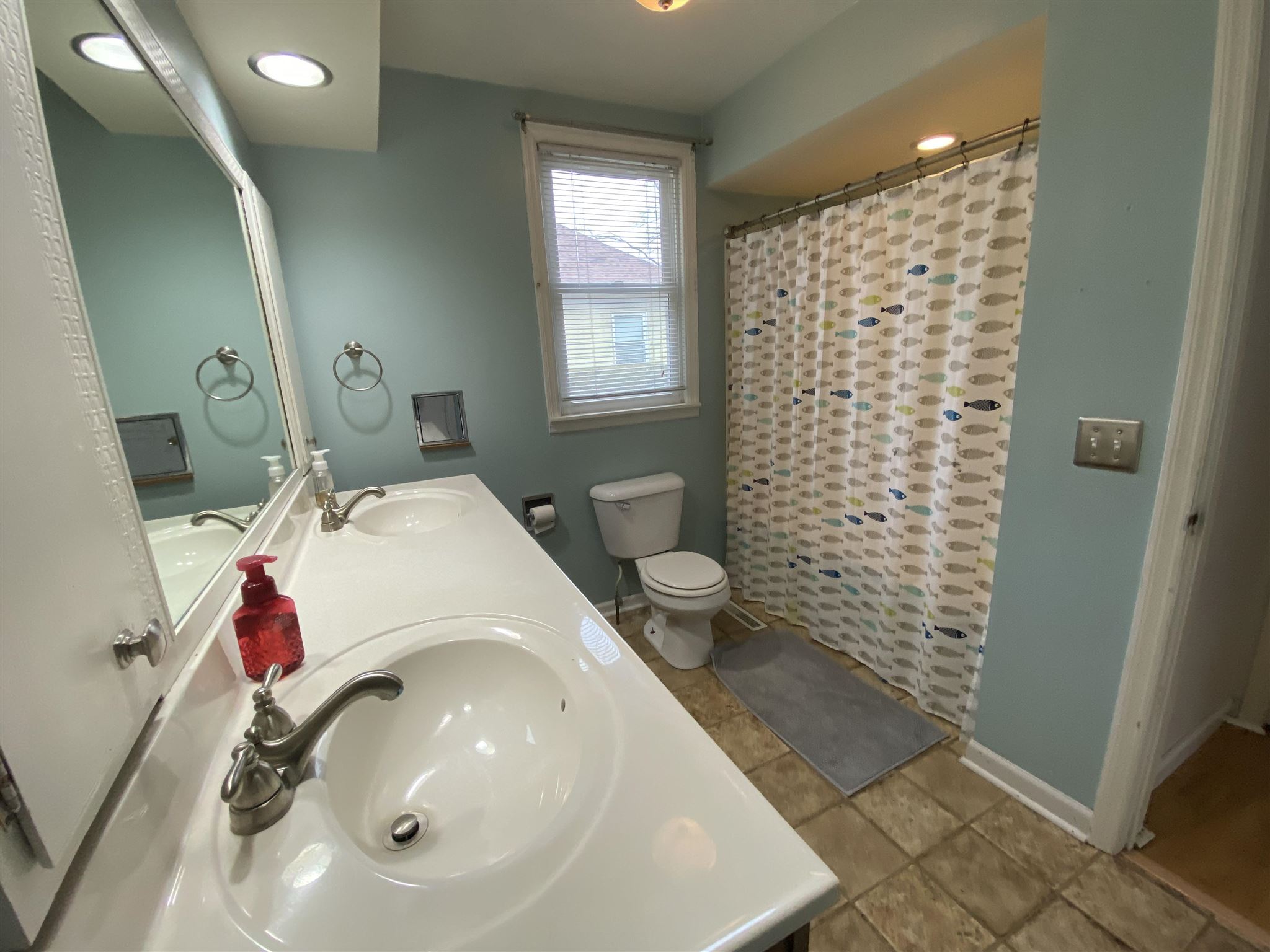 401 North Walnut Street Rochester, IL 62563 - Photo 16 of 31