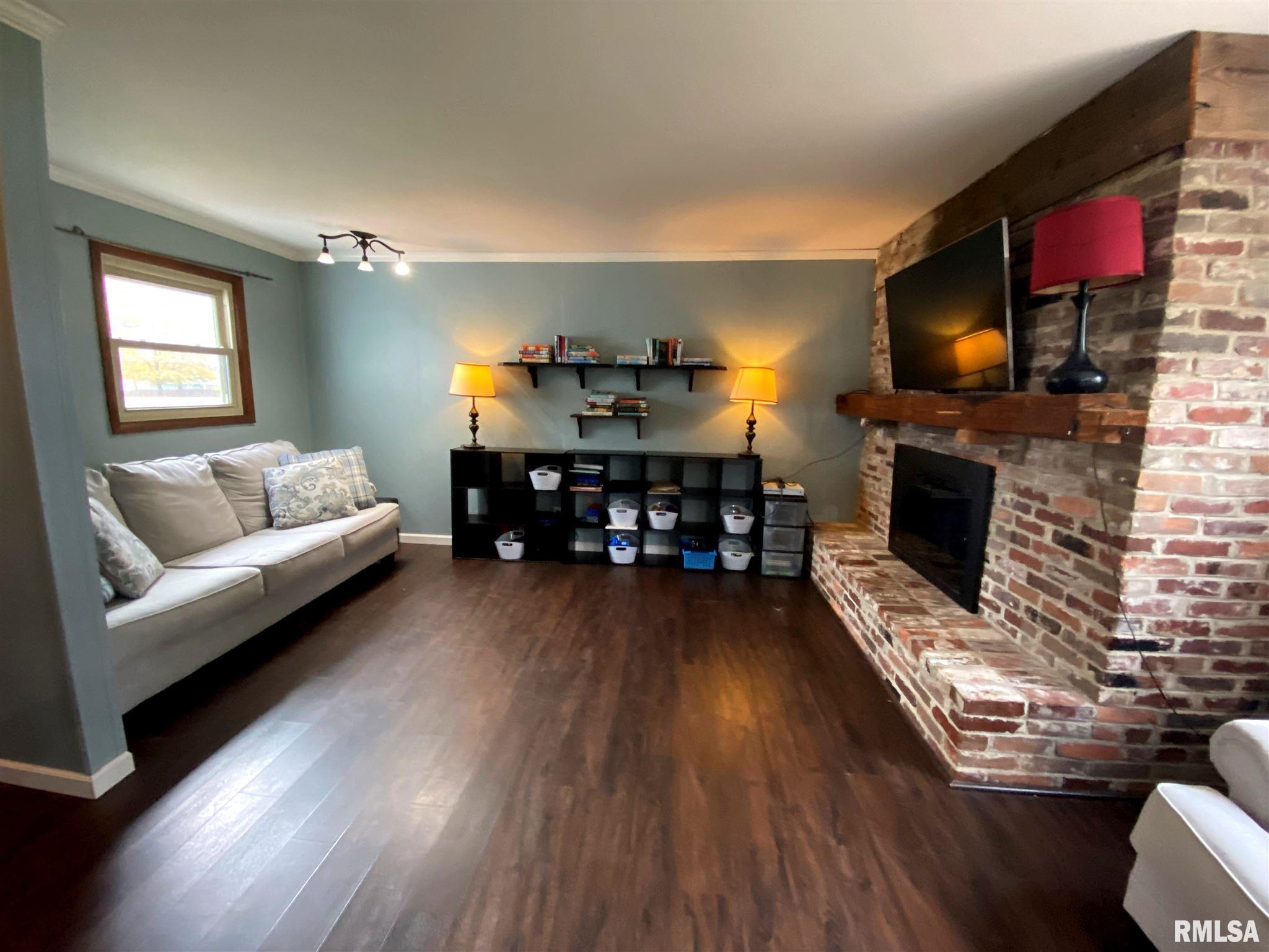 401 North Walnut Street Rochester, IL 62563 - Photo 20 of 31