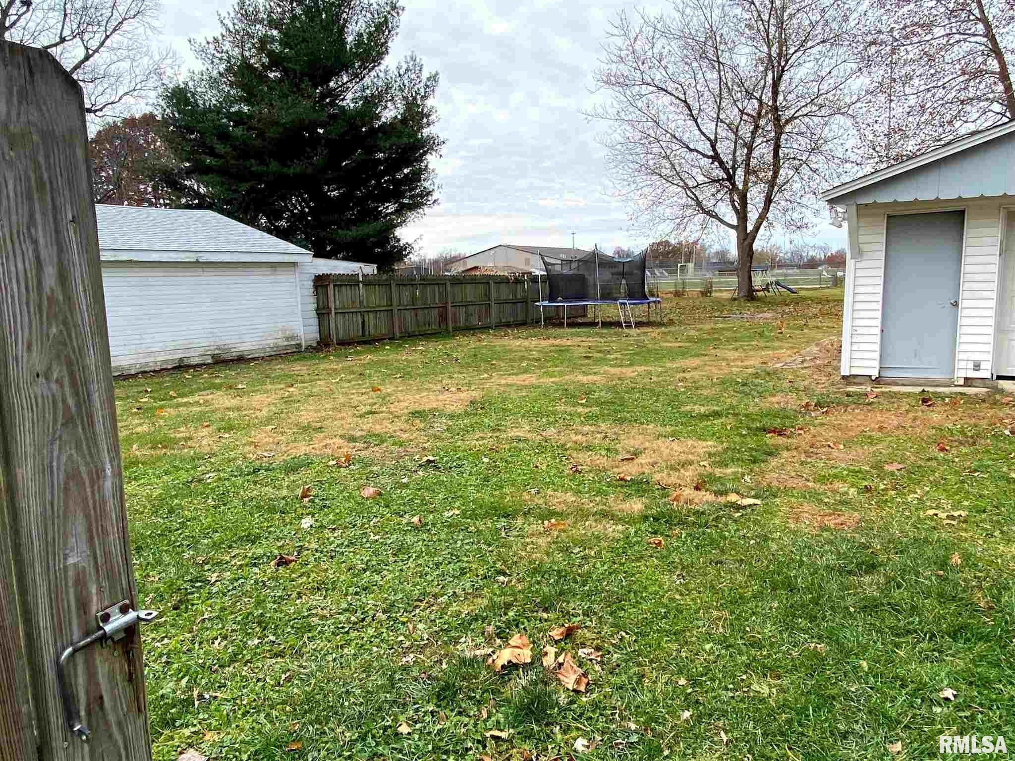 401 North Walnut Street Rochester, IL 62563 - Photo 25 of 31