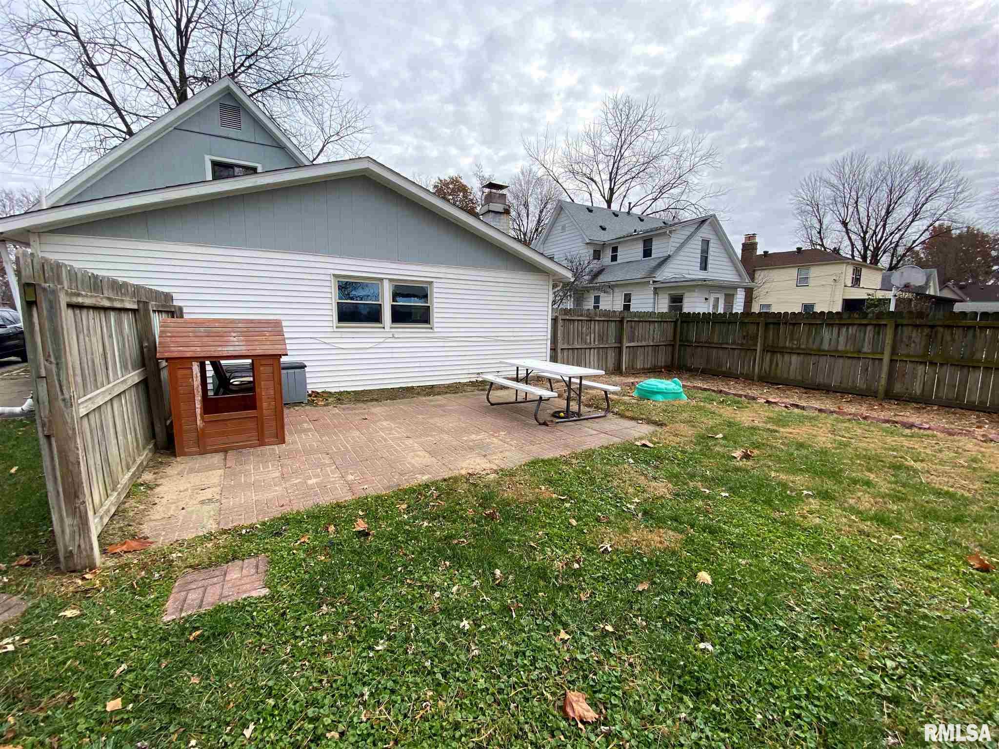 401 North Walnut Street Rochester, IL 62563 - Photo 27 of 31