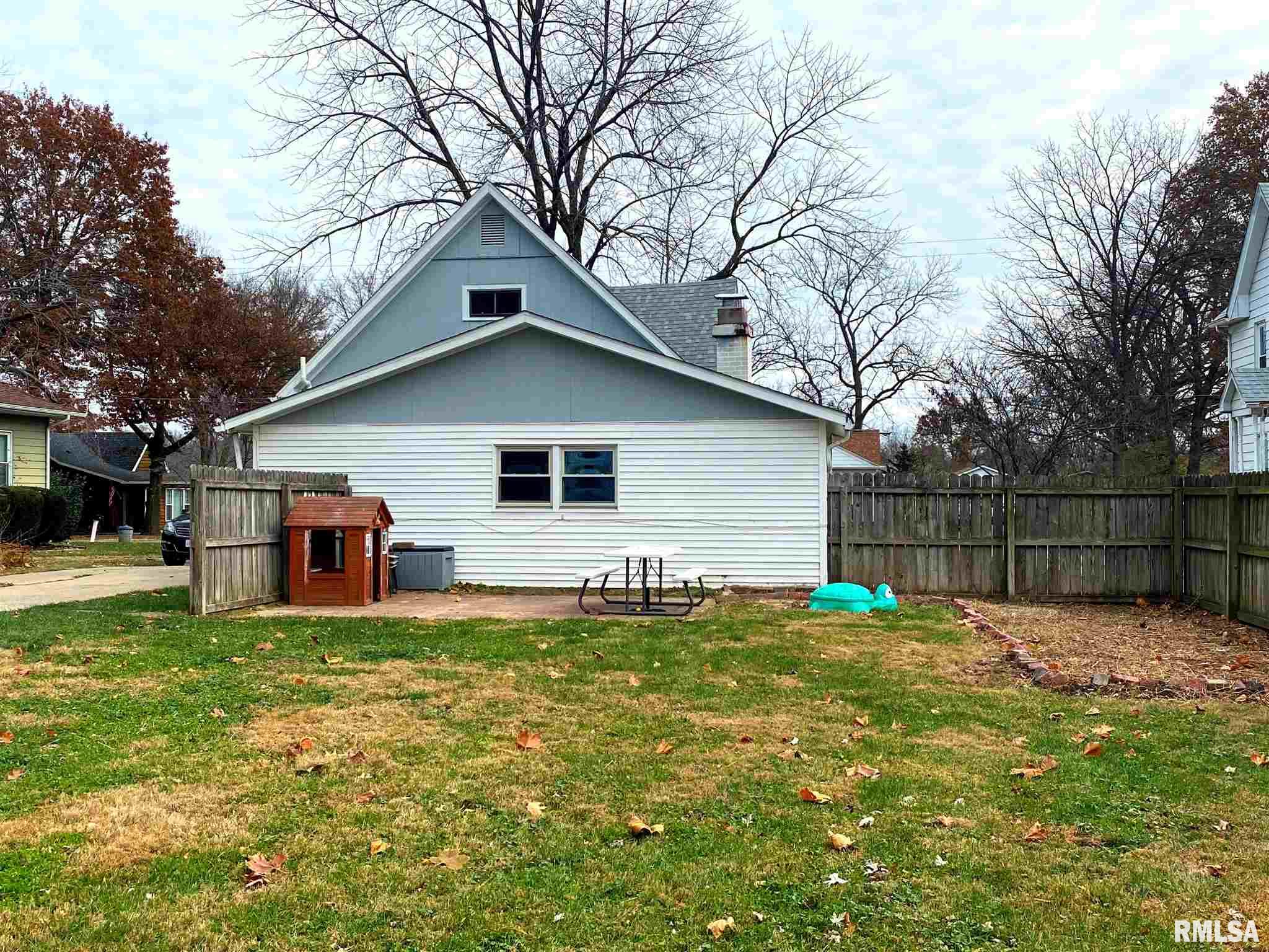 401 North Walnut Street Rochester, IL 62563 - Photo 29 of 31