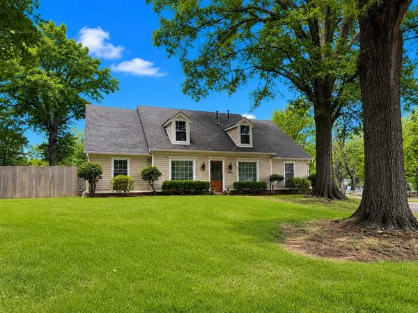 $549,000 | 1931 Wine Leaf Drive, Germantown, TN 38139