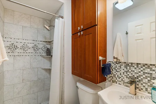 $440,000 | 1009 Fonger Street Northeast, Sparta, MI 49345