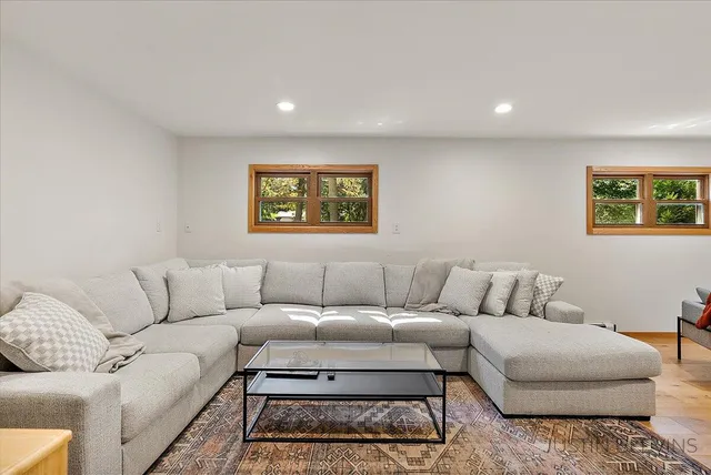 $440,000 | 1009 Fonger Street Northeast, Sparta, MI 49345