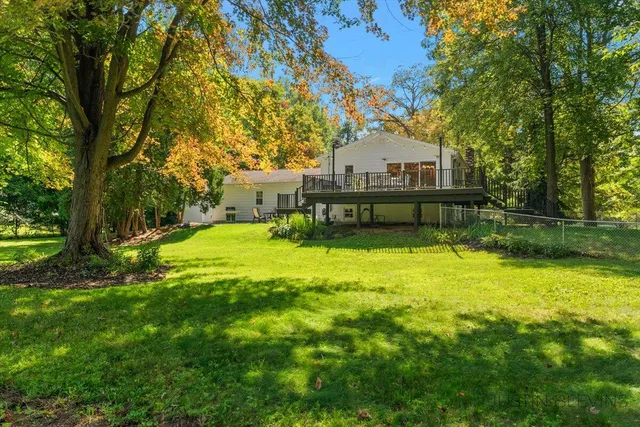 $440,000 | 1009 Fonger Street Northeast, Sparta, MI 49345