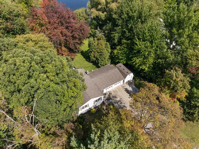 $440,000 | 1009 Fonger Street Northeast, Sparta, MI 49345