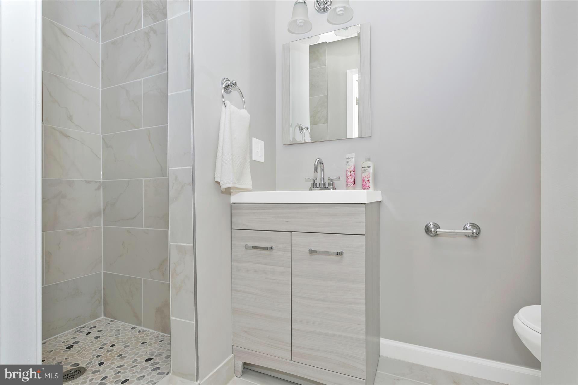 2921 Timber Ridge Drive Mount Airy, MD 21771 - Photo 24 of 30 Powder Room Bath