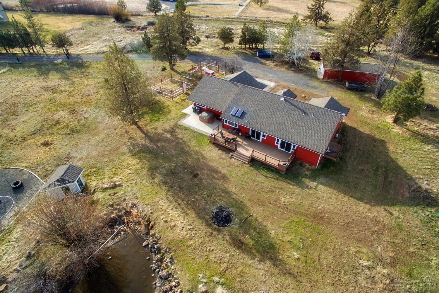 22224 Nelson Road Bend, OR 97701 - Photo 17 of 19 an aerial view of residential houses with outdoor space