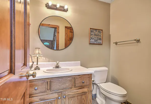 $705,000 | 122 Chase Drive, Roan Mountain, TN 37687