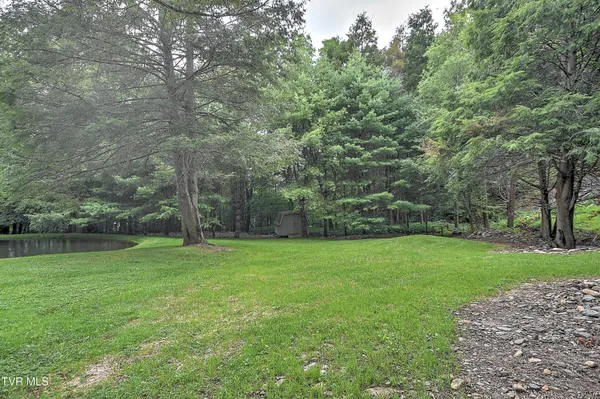 $705,000 | 122 Chase Drive, Roan Mountain, TN 37687