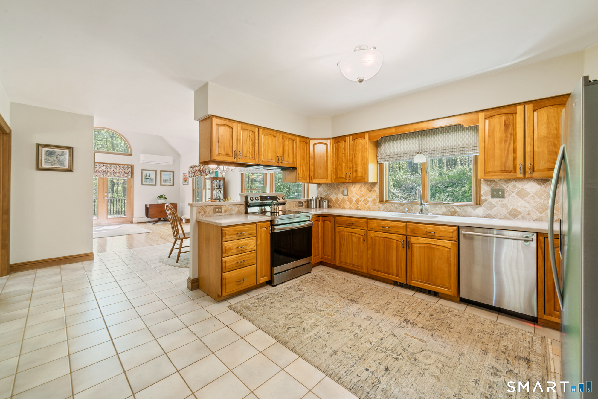 110 Bee Mountain Road Oxford, CT 06478 - Photo 6 of 39
