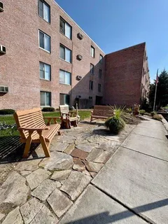 $115,000 | 329 Geneva Avenue North, Unit 411, Oakdale, MN 55128