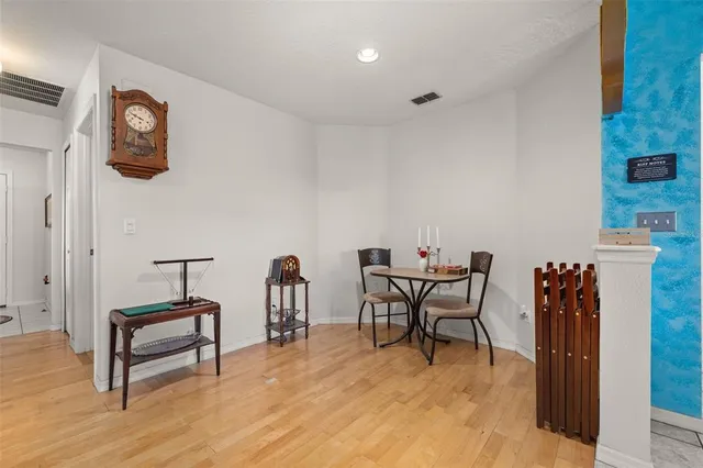 $375,000 | 8619 White Rose Drive, Orlando, FL 32818