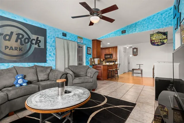 $375,000 | 8619 White Rose Drive, Orlando, FL 32818