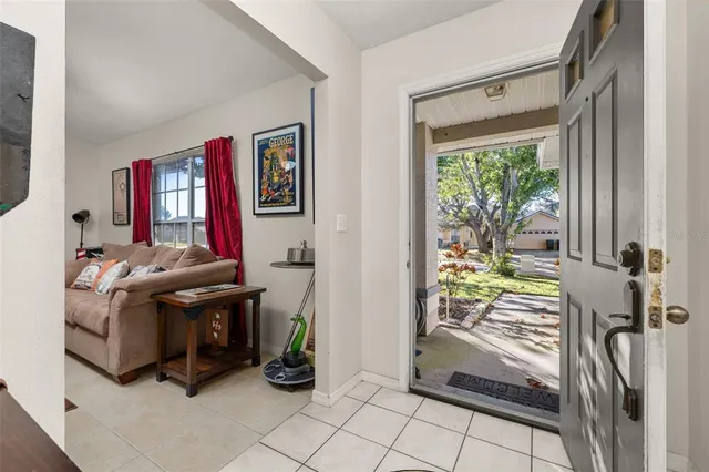 $375,000 | 8619 White Rose Drive, Orlando, FL 32818