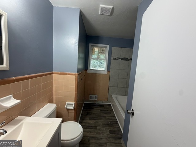 1364 Stoneham Court Atlanta, GA 30349 - Photo 7 of 15