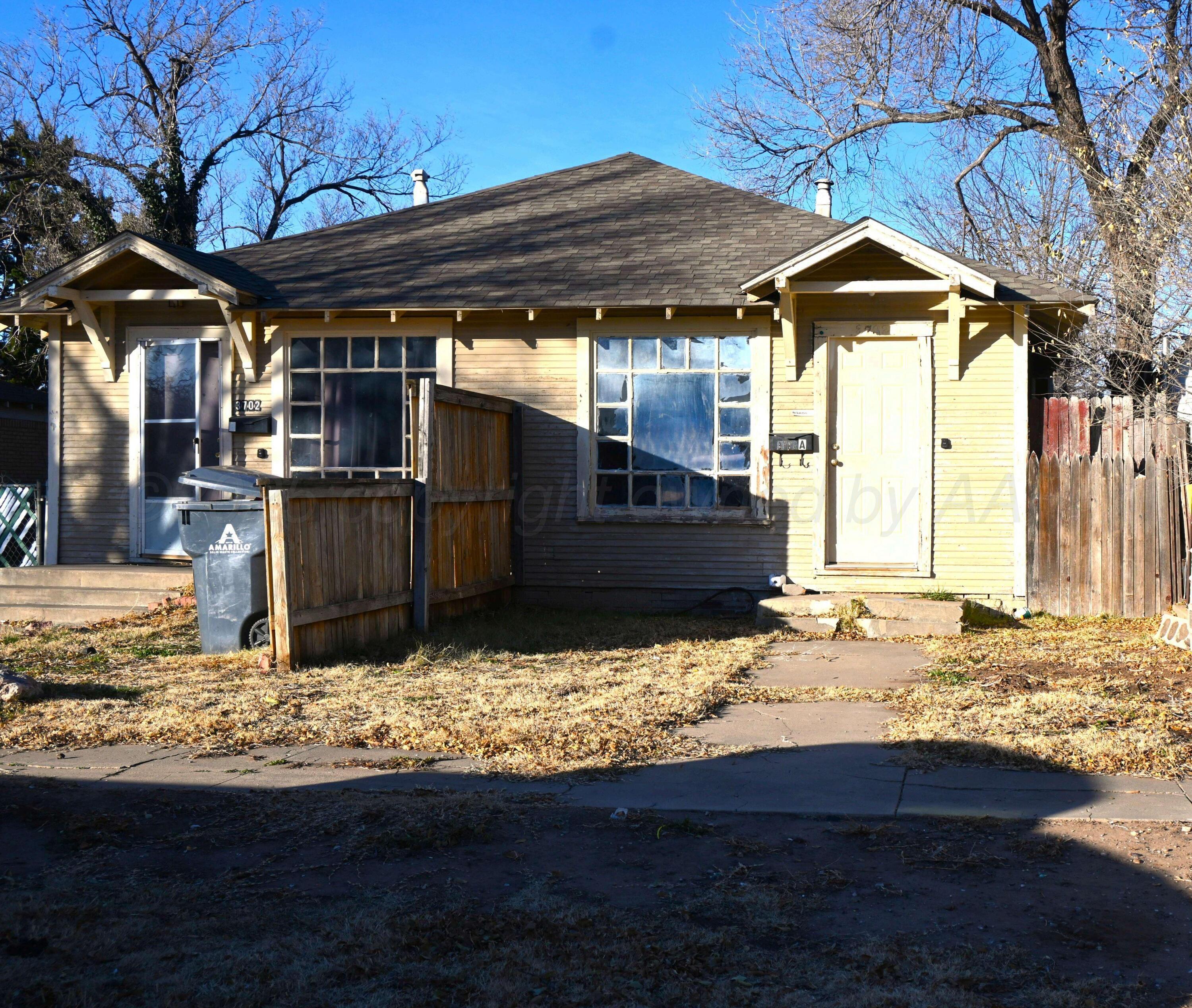 3702 A Exterior Photo