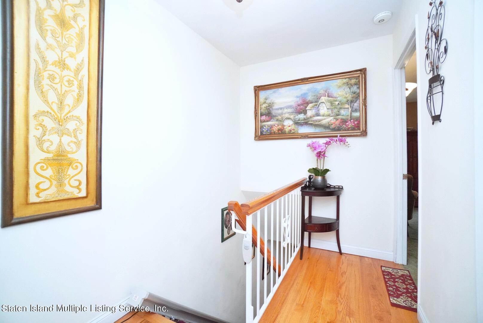 58 Cypress Loop Staten Island, NY 10309 - Photo 20 of 26 (20) SECOND FLOOR HALLWAY
