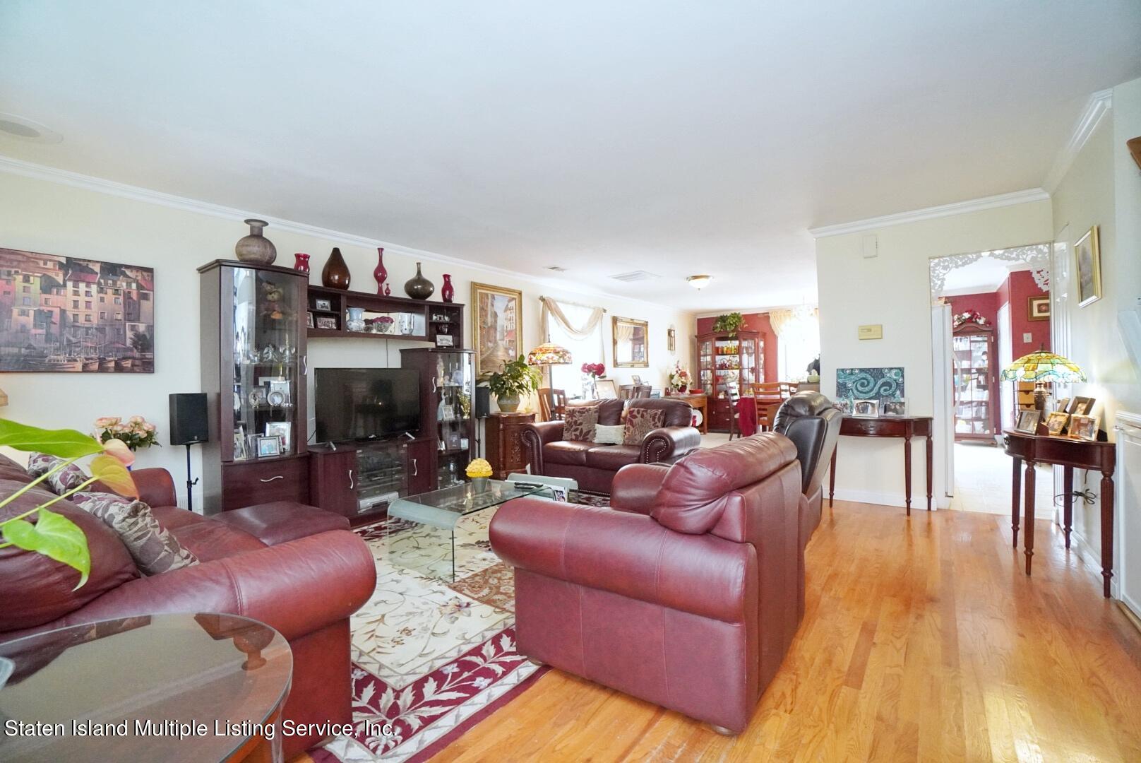 58 Cypress Loop Staten Island, NY 10309 - Photo 3 of 26 (3) LIVING ROOM