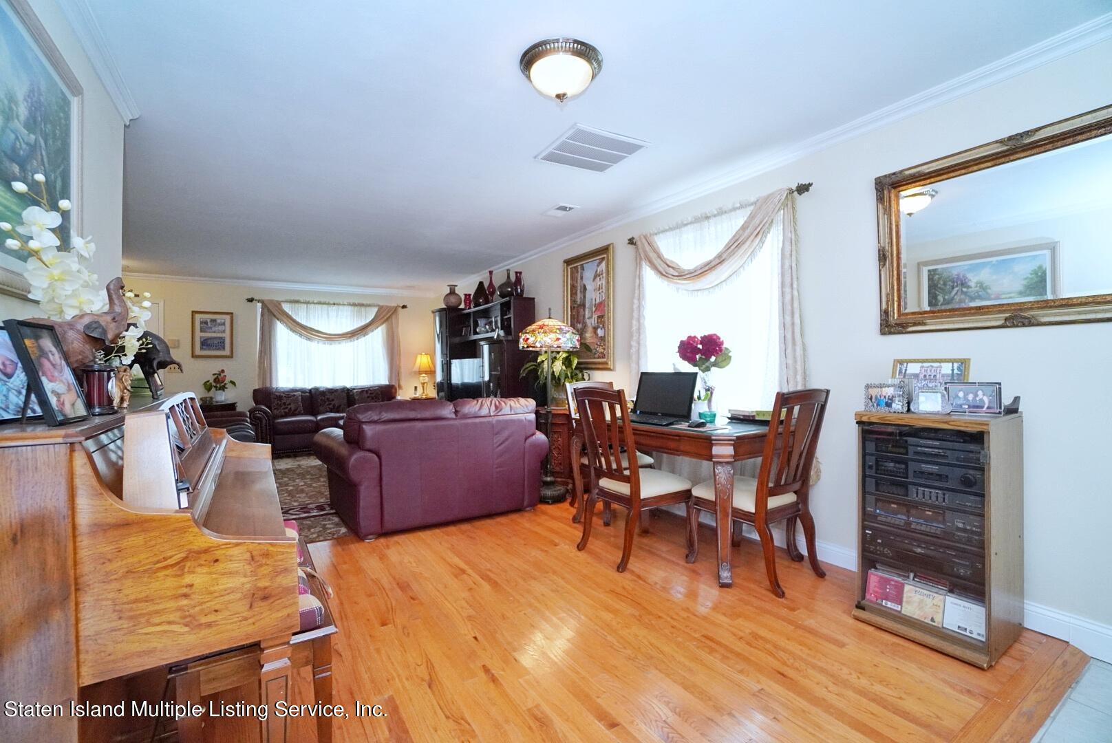58 Cypress Loop Staten Island, NY 10309 - Photo 7 of 26 (7) DINING ROOM