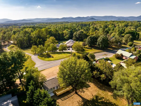 $560,000 | 4205 Earlysville Road, Earlysville, VA 22936