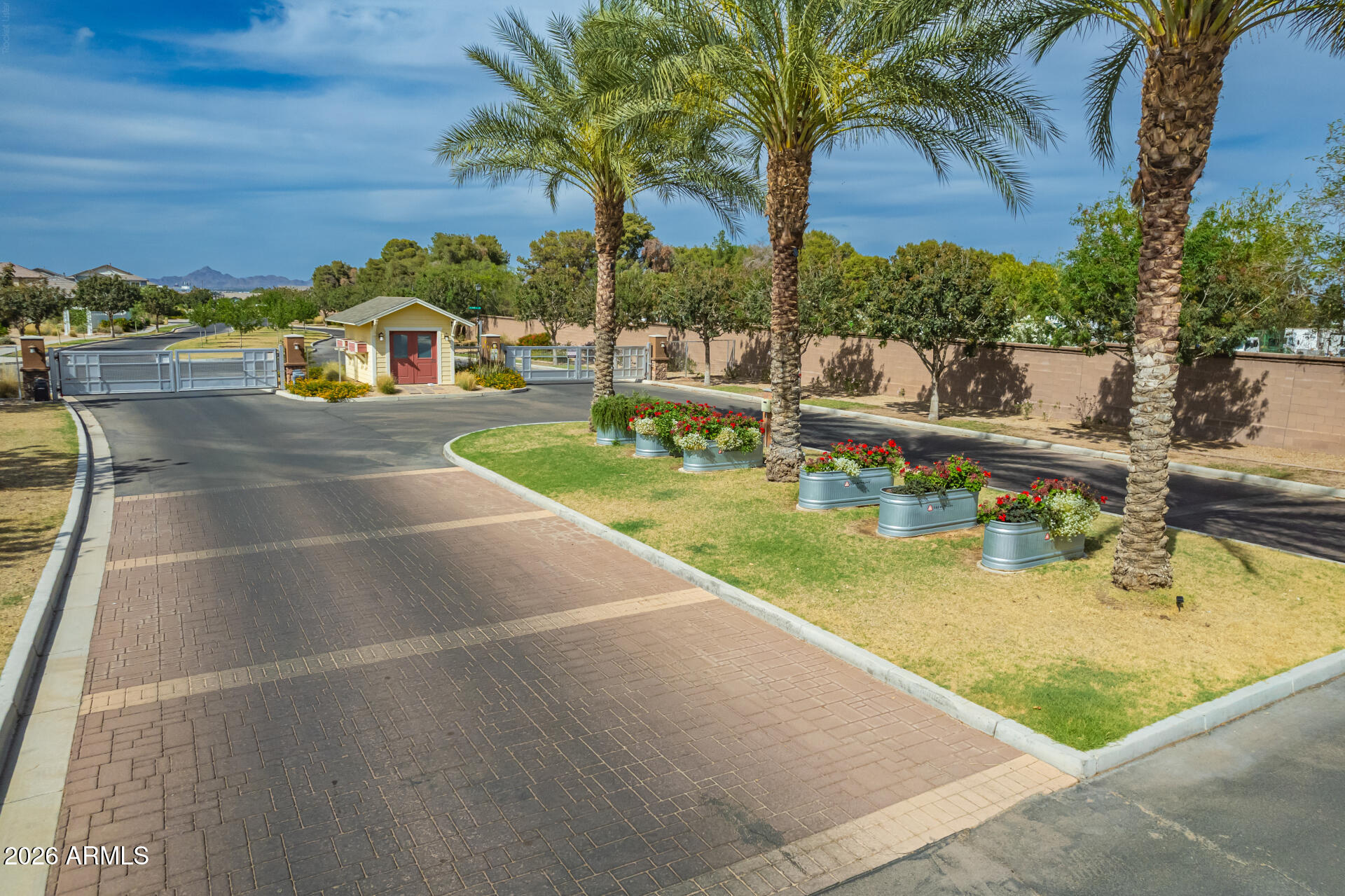 2430 East Alta Vista Road Phoenix, AZ 85042 - Photo 34 of 35 41 - Alta Vista