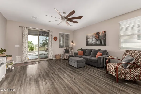 $450,000 | 2430 East Alta Vista Road, Phoenix, AZ 85042