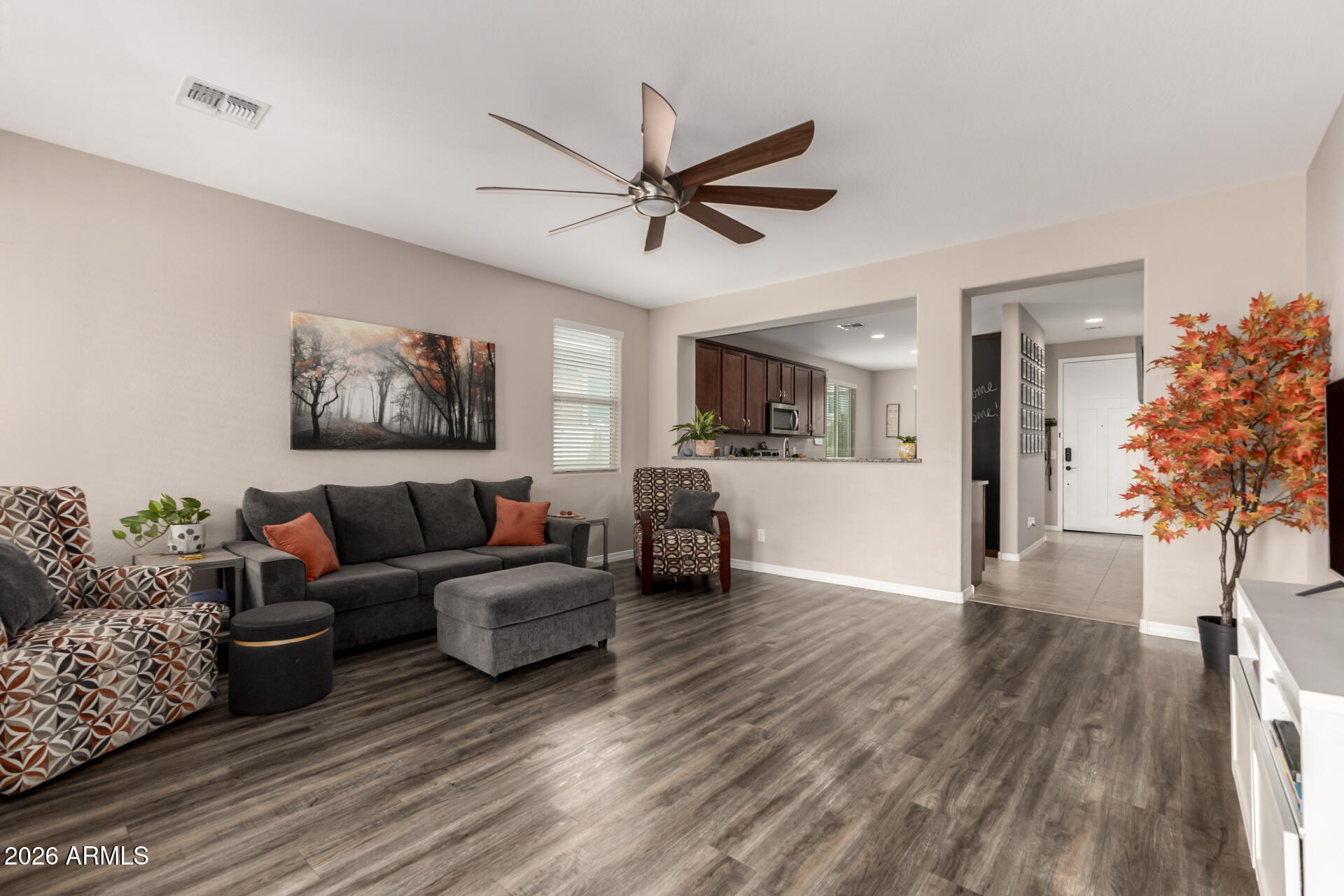 2430 East Alta Vista Road Phoenix, AZ 85042 - Photo 8 of 35 vinyl flooring