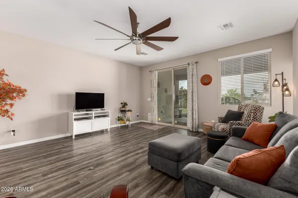$450,000 | 2430 East Alta Vista Road, Phoenix, AZ 85042