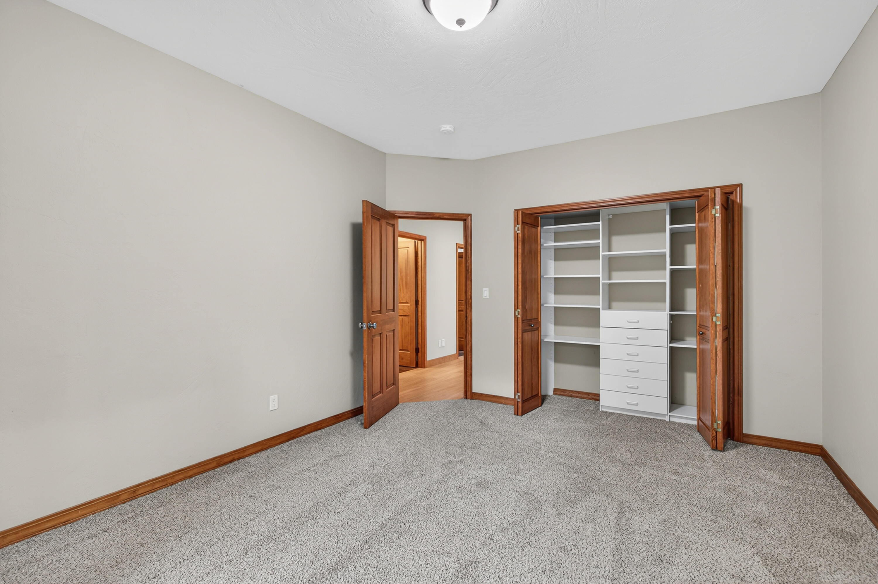 2365 Eastside Road Jacksonville, OR 97530 - Photo 25 of 69 28-26