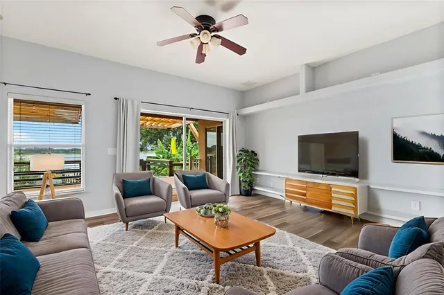 $489,900 | 1408 Kellogg Drive, Tavares, FL 32778