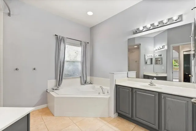 $489,900 | 1408 Kellogg Drive, Tavares, FL 32778