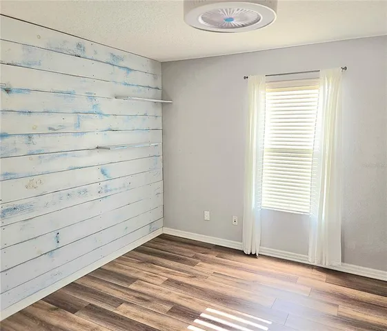 $489,900 | 1408 Kellogg Drive, Tavares, FL 32778